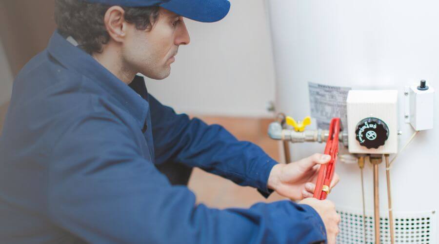 Expert burst pipe repair services in Fulton, TX